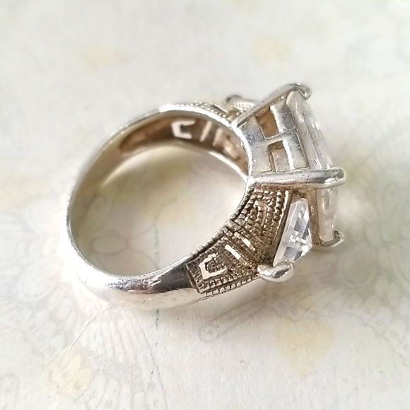 Vintage Cubic Zirconia Engagement Ring Sterling Silver 925 SZ 6 - Picture 4 of 16
